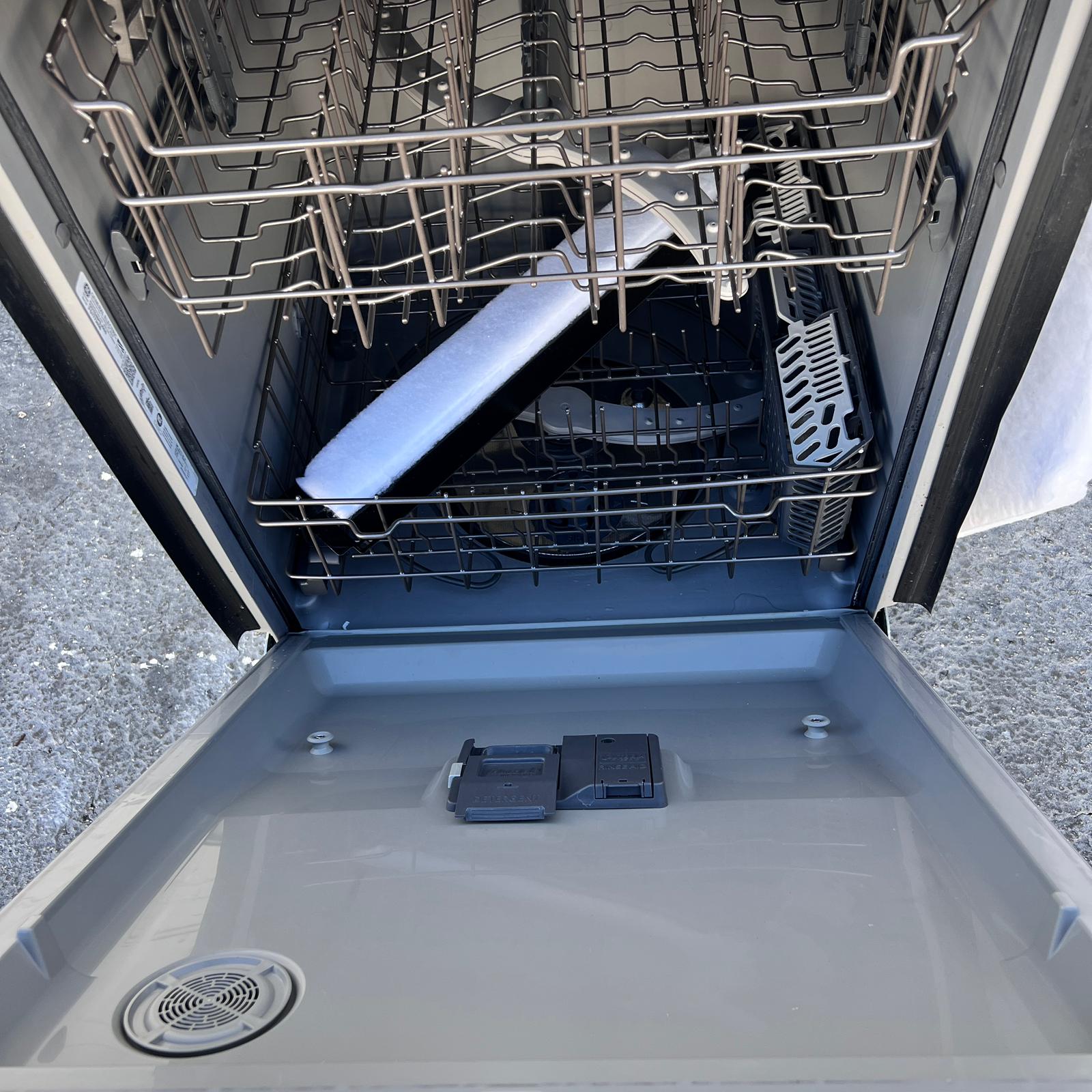 GE Stainless Steel Dishwasher GE Stainless Steel Dishwasher